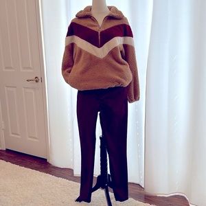 burgundy Levi Strauss jeggings,  paired with a super comfy fleece